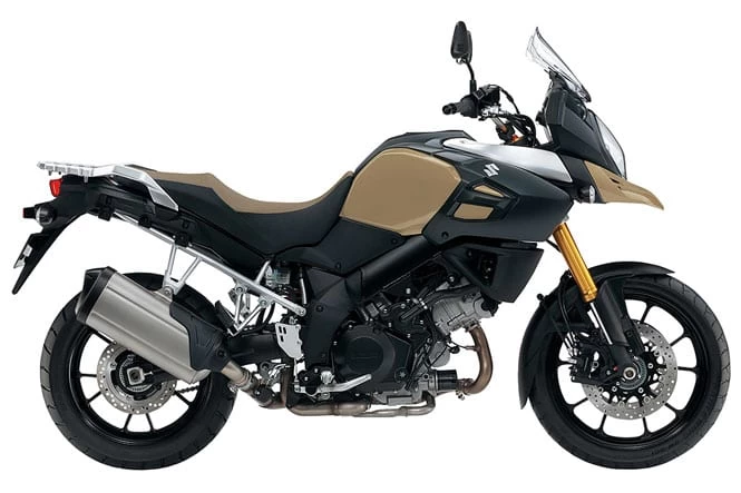Zilelele trecute,in cadrul evenimentului Motorcycle Live,cei de la Suzuki au prezentat noul model 2015 V-Strom 1000. Japonezii au denumit noua motocicleta "Desert Edition" si in plus fata de modelul standard vine cu u...
