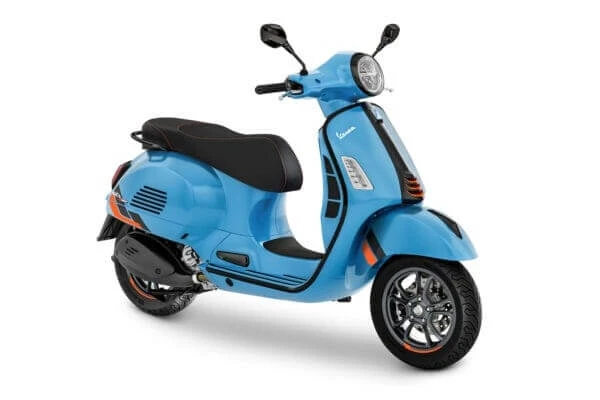 Vespa GTS 310 a fost prezentat in premiera la EICMA, unde a atras atentia iubitorilor de scutere.