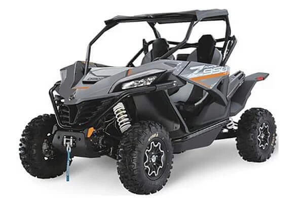 Producatorul chinez CF Moto aduce in sezonul 2020 un nou concurent pe segmentul de vehicule 4x4 de teren sport-utilitare sub forma lui ZForce 950. Seria de side-by-side-uri ZForce nu lasa obstacolele off road sa stea ...