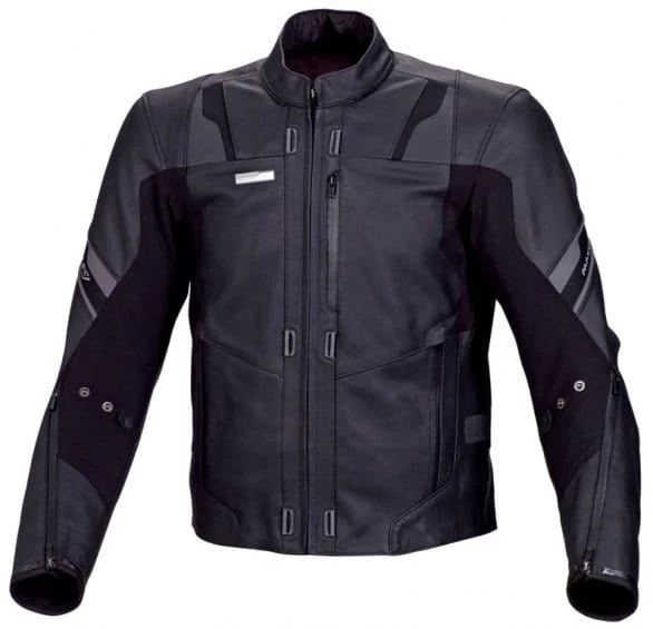 Daca sampoanele 2 in 1 sunt atat de apreciate, de ce sa nu profitam de acest avantaj si la jachetele pentru motociclete si ATV-uri. 
Cand avem nevoie de un accesoriu moto, isi face imediat datoria, iar in momentul in...